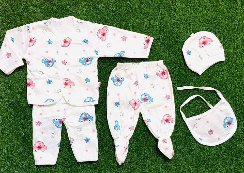 Unisex 5 Pcs Newborn Baby Clothes Receiving Set Made of cotton
