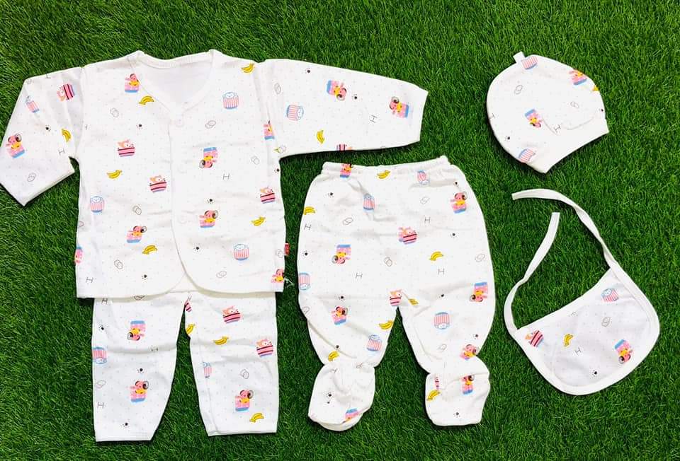 Unisex 5 Pcs Newborn Baby Clothes Receiving Set Made of cotton