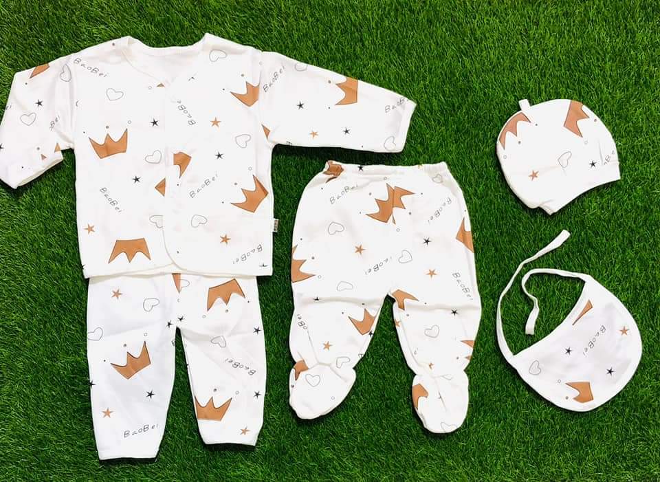 Unisex 5 Pcs Newborn Baby Clothes Receiving Set Made of cotton