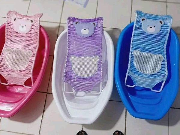 Adjustable Baby Bath Net Support | Safe & Comfortable Newborn Bath Hammock for Boys, Girls & Unisex Use | Fits Most Baby Bathtubs