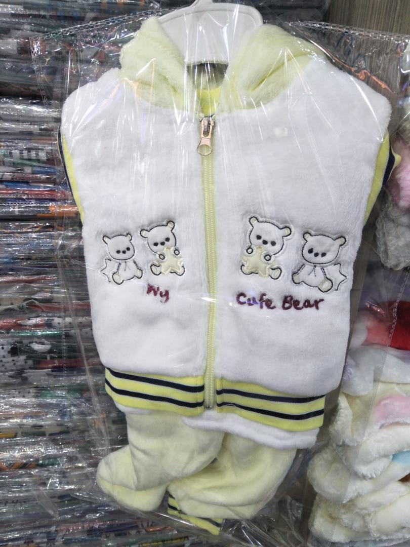 3-Piece Baby Clothes Set – Soft Cotton Outfit with Long-Sleeve Top, Pants & Matching Hat for Newborns and Infants