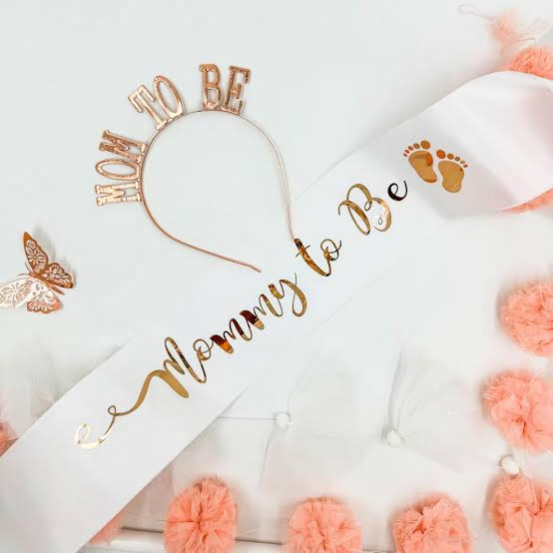 "Mom To Be" Sash and Crown – Elegant Baby Shower Accessory for Expectant Mothers