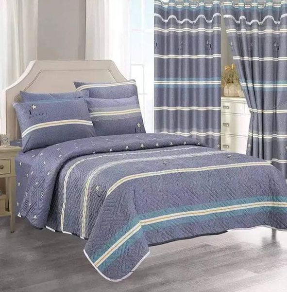 7 piece woolen duvet and curtain set