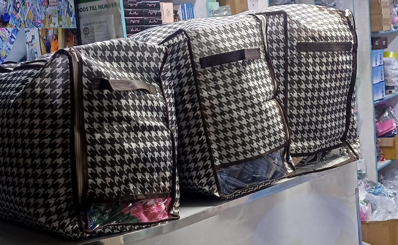 3PCs Set Checked Duvet/Closet Organizer