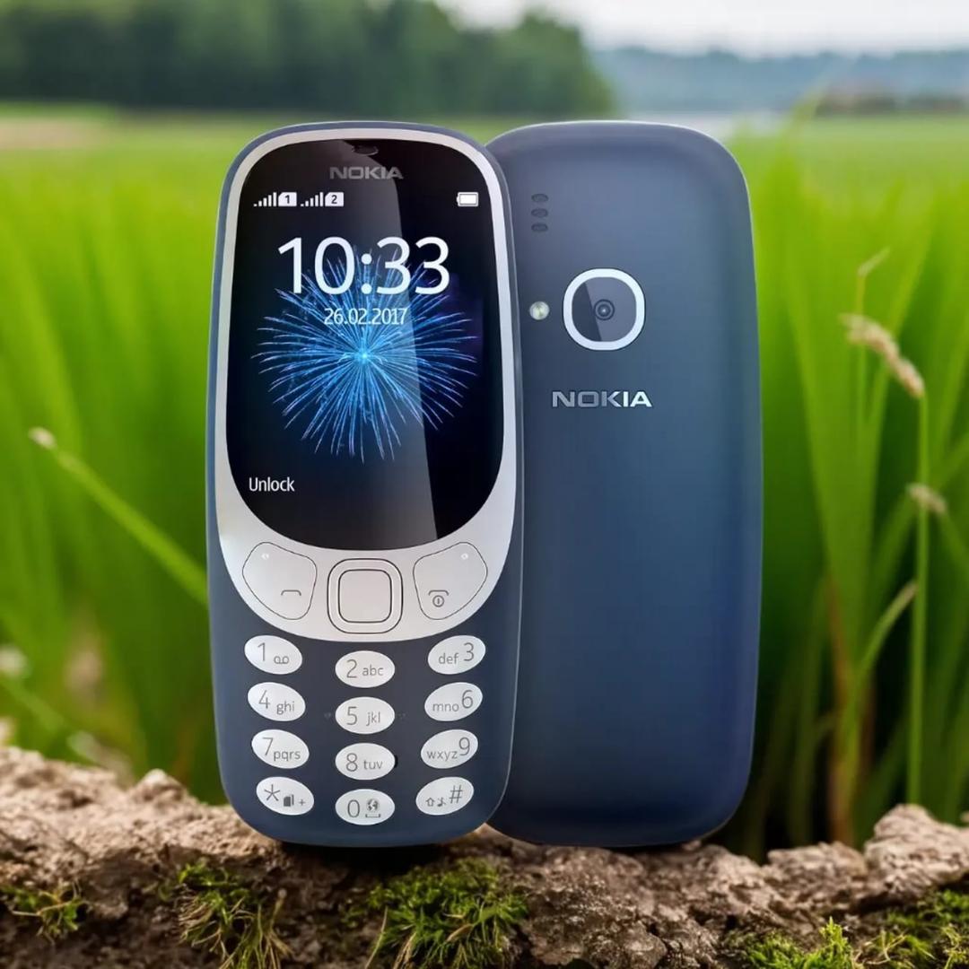NOKIA 3310. 2.4 Inch QVGA Display

MicroSD Upto 32GB

Dual Normal SIM

2MP Camera With LED Flash

FM Radio

MP3 Player

Bluetooth 3.0 With SLAM

Nokia Series 30+ OS

1200 MAh Battery

12 months warran