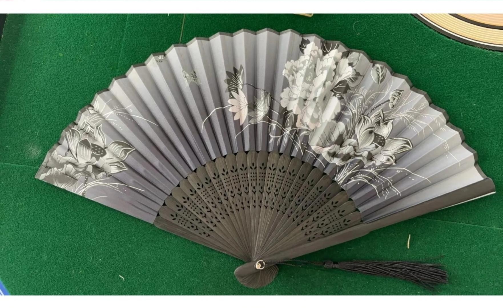 simple fans