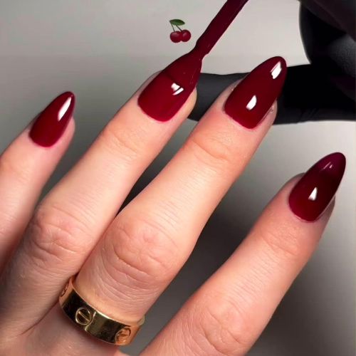 BYLD 24Pcs Reusable Acrylic False Nail Stickers Set, Cherry Red Press on Nails Medium Almond, Handmade Jelly Soft Gel Dark Red Glue on Nails Stiletto, Burgundy Emo Fake Nails Short Oval for Women