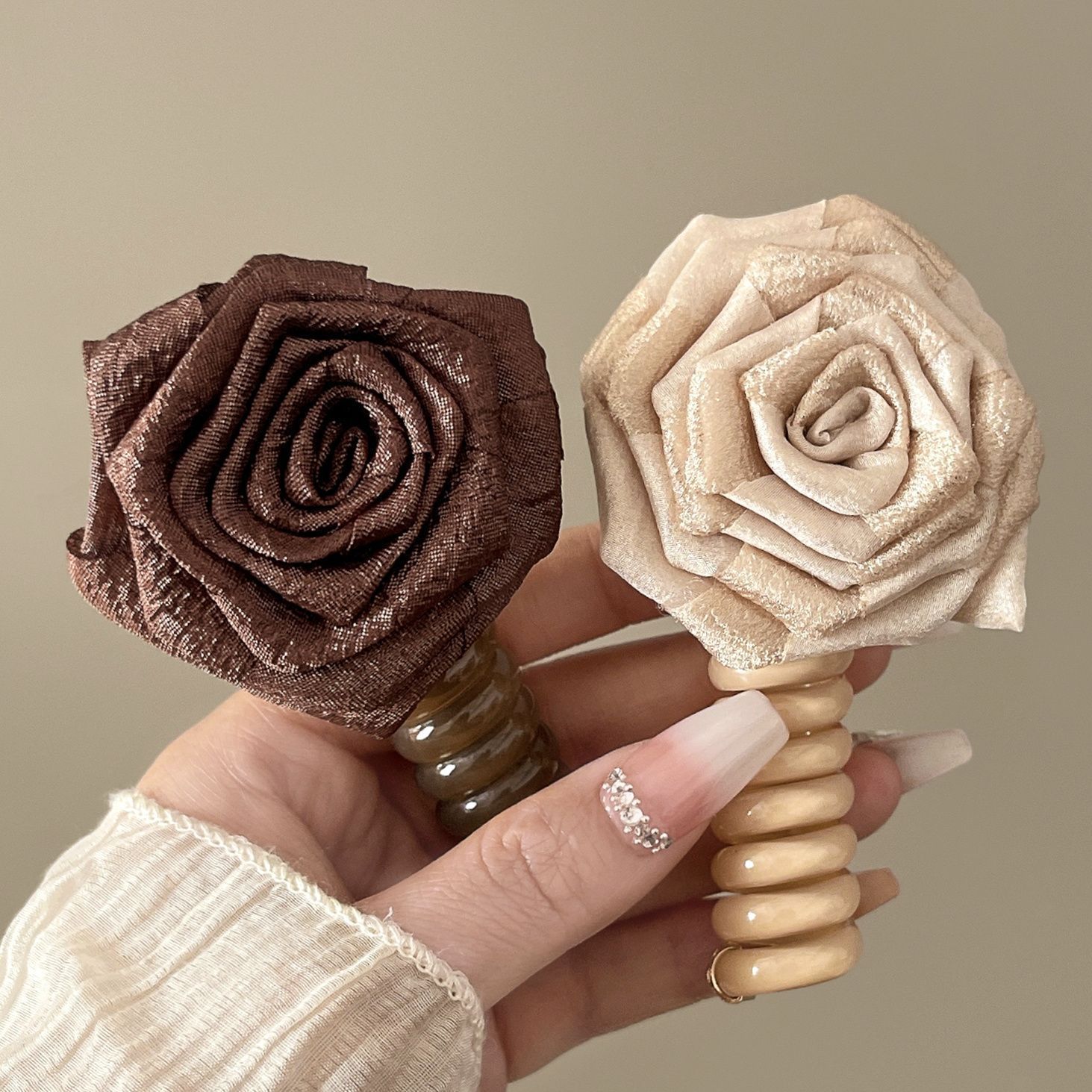 Dried rose petals, high-end hair accessory, braided headband for women 2024 new model, phone line, hair tie, hair tie, temperament