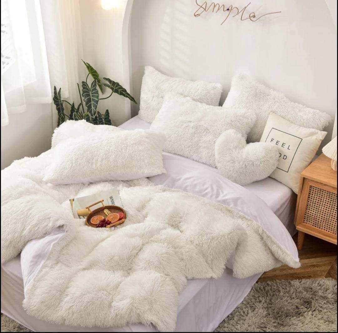 Quality Fluffy Duvets + 1 Bedsheet & 2 Pillowcases