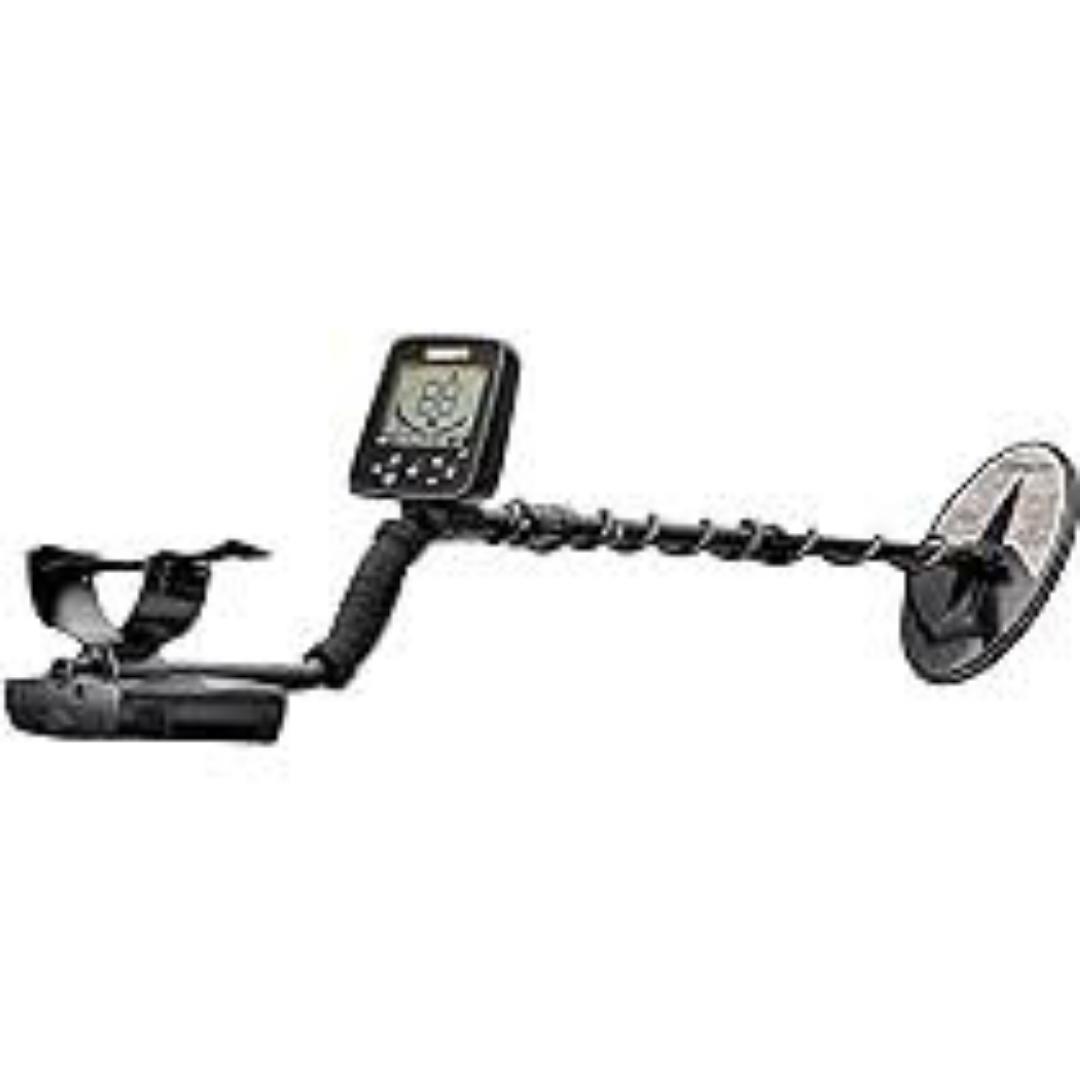 Garrett Goldmaster 24K gold detector with pinpoint technology to help you locate the exact position of a gold nugget.