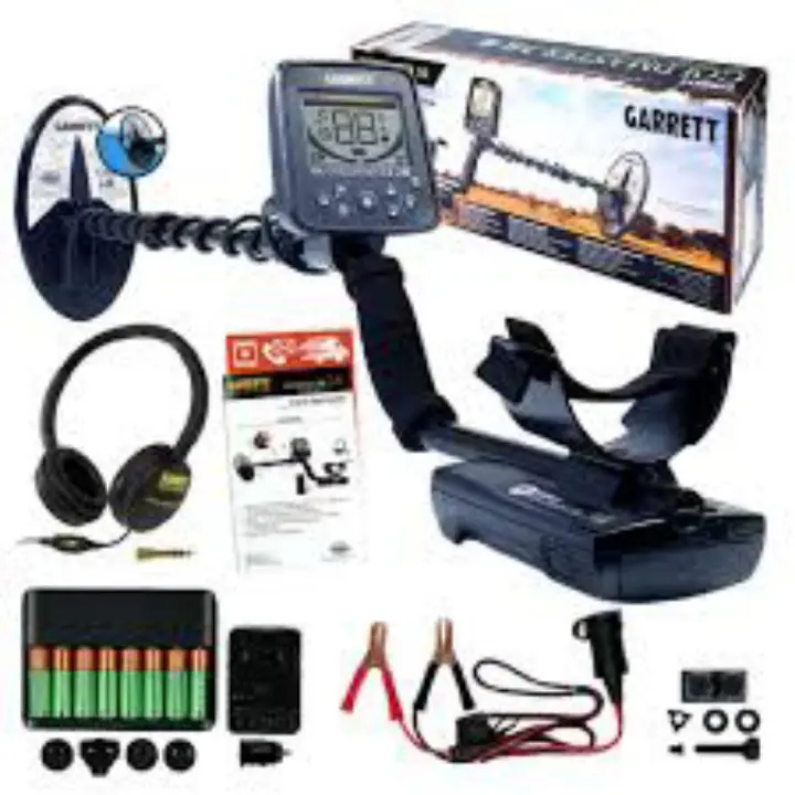 Garrett Goldmaster 24K gold detector with pinpoint technology to help you locate the exact position of a gold nugget.