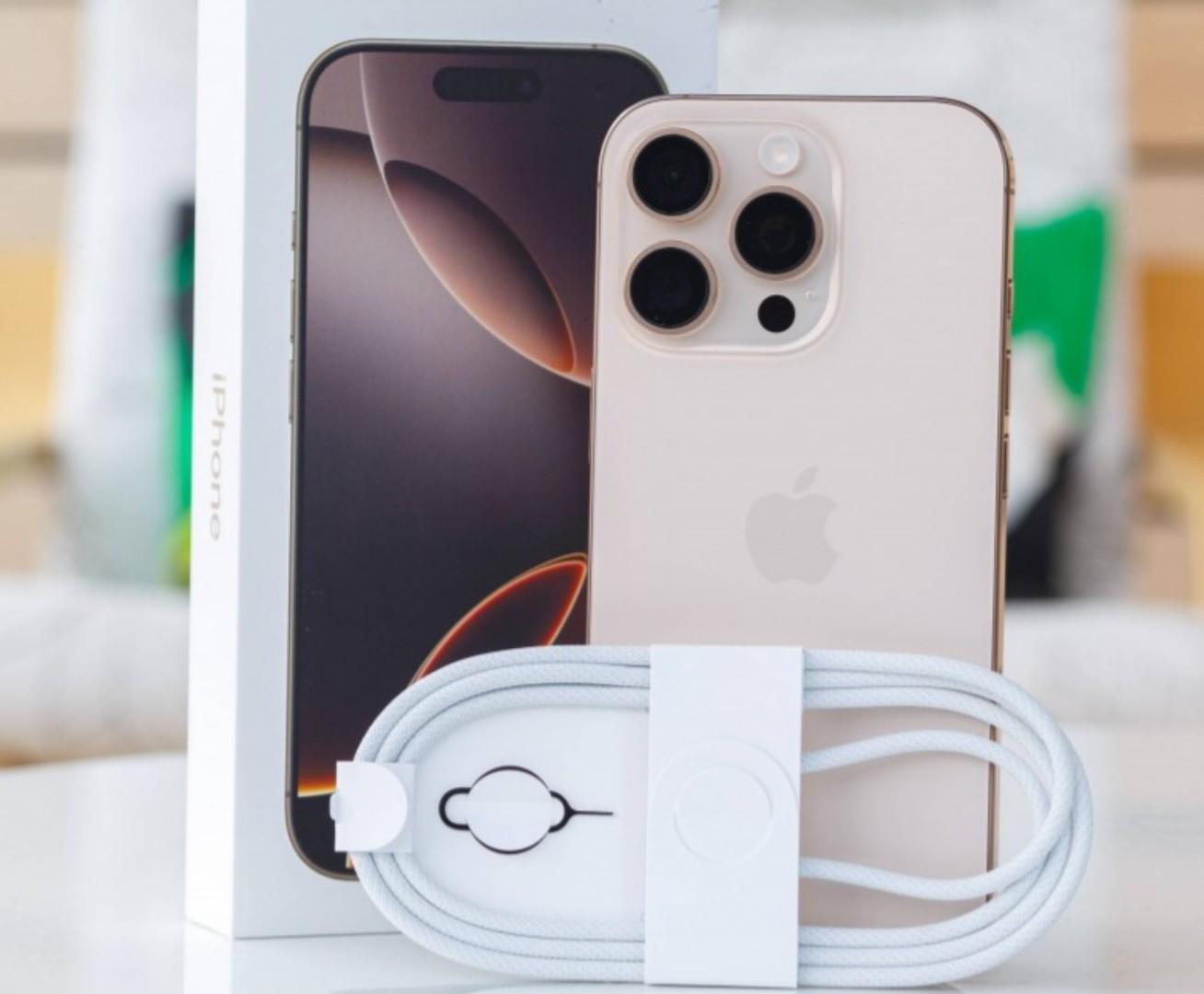 BRAND NEW IPHONE 16 Pro Max 256/8GB RAM, PHYSICAL SIM with eSim, 6.9" AMOLED SCREEN SIZE, A18 Pro Bionic, 4685mAh BATTERY, 48MP CAMERA..COLOR Natural Desert..1 YEAR APPLE WARRANTY