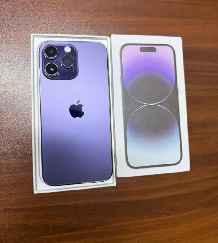Preloved iPhone 14 Pro Max Used like new, 6.7", 256GB + 6GB RAM Single SIM+ Hybrid E -sim 4323mAh, (🔋90%) FaceID Active✅️- Purple..with still under Apple care& warranty.