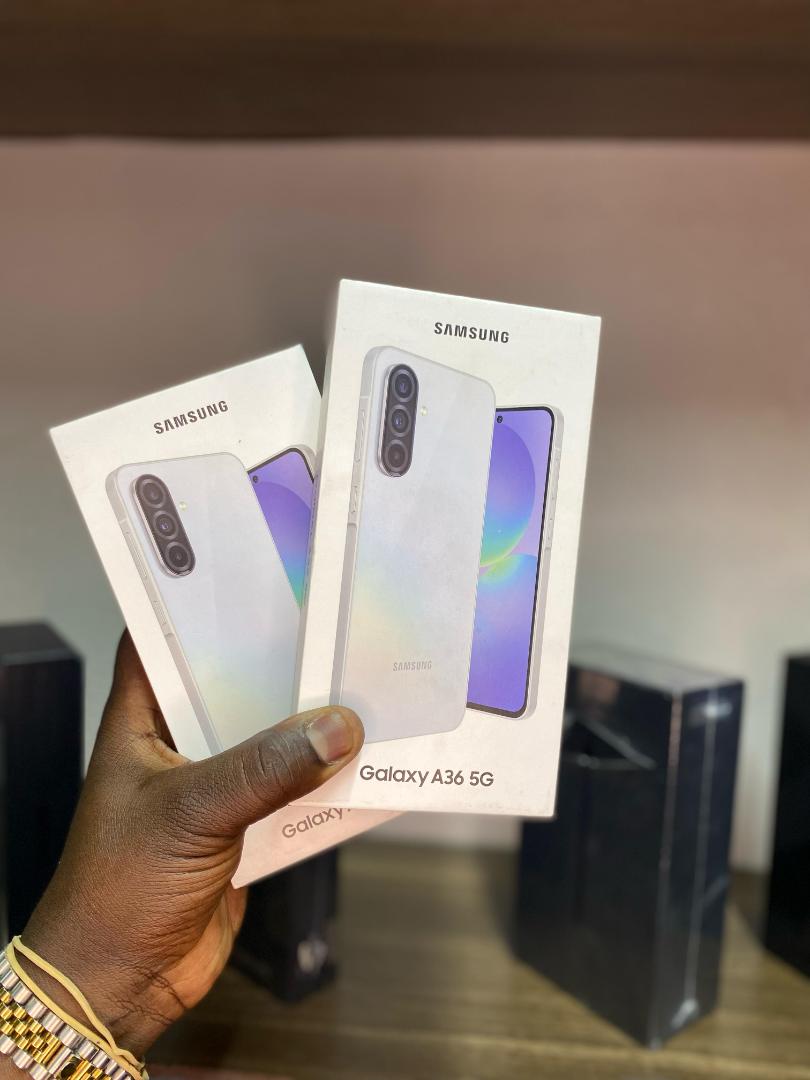 BRANDNEW Samsung Galaxy A36 5G..2yrs Warr. 256/8GB RAM 6.7" 120Hz AMOLED Display 50MP Triple Camera Android 15 Snapdragon 6 Gen 3 45W 5000mAh IP67 Dust Water Resistant Type-C Charge Smart Phones phone
