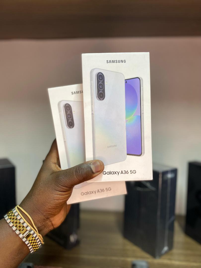 BRANDNEW Samsung Galaxy A36 5G..2yrs Warr. 256/8GB RAM 6.7" 120Hz AMOLED Display 50MP Triple Camera Android 15 Snapdragon 6 Gen 3 45W 5000mAh IP67 Dust Water Resistant Type-C Charge Smart Phones phone