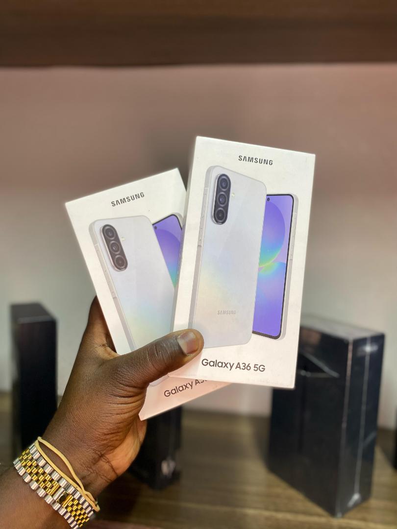 BRANDNEW Samsung Galaxy A36 5G..2yrs Warr. 256/8GB RAM 6.7" 120Hz AMOLED Display 50MP Triple Camera Android 15 Snapdragon 6 Gen 3 45W 5000mAh IP67 Dust Water Resistant Type-C Charge Smart Phones phone