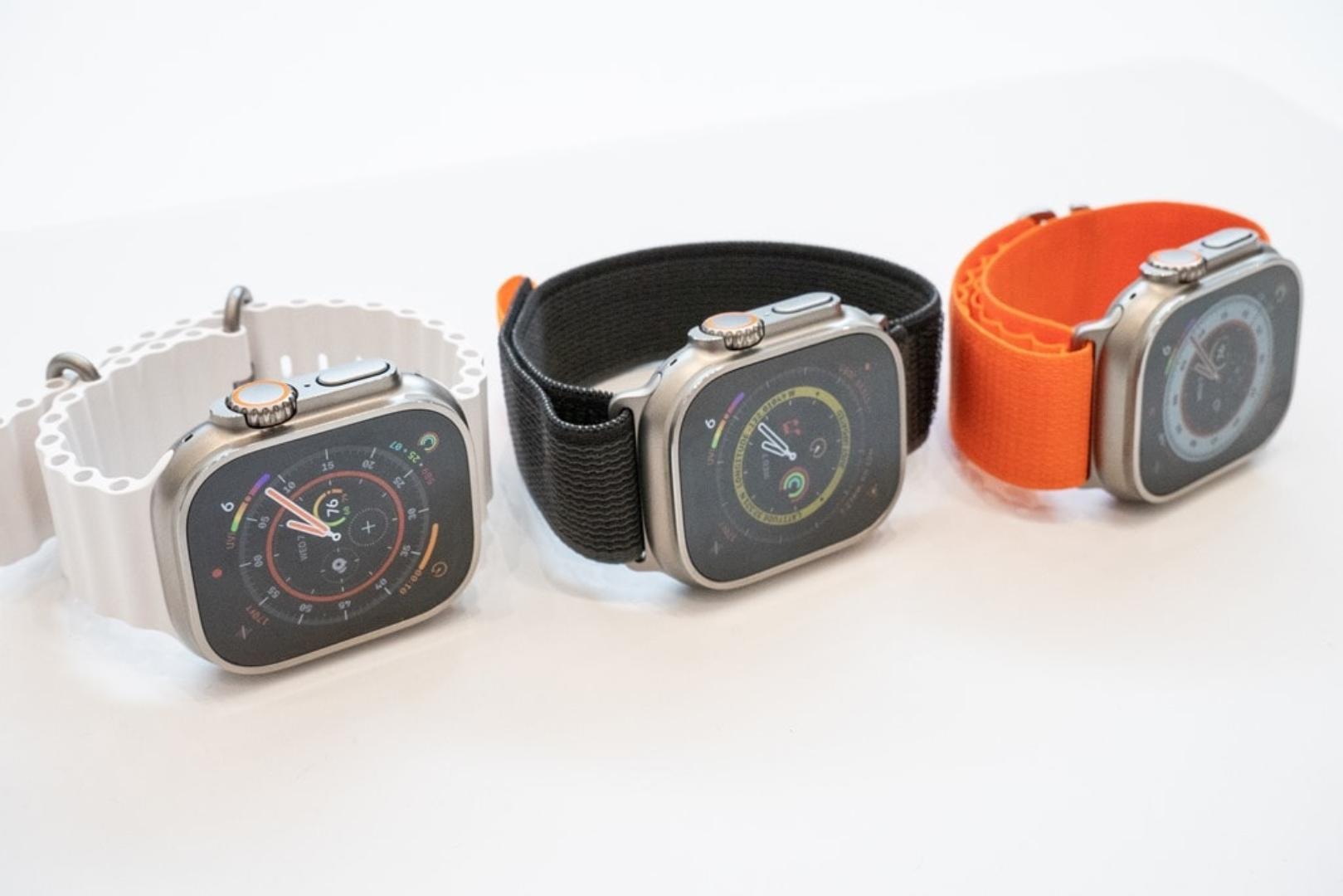 Apple Watch Ultra 1 – Rugged Power on Your Wrist.
49mm Retina Display • Dual-GPS • 36-Hour Battery • Titanium Body • 100m Water Resistance • All-Day Health & Fitness Tracking.