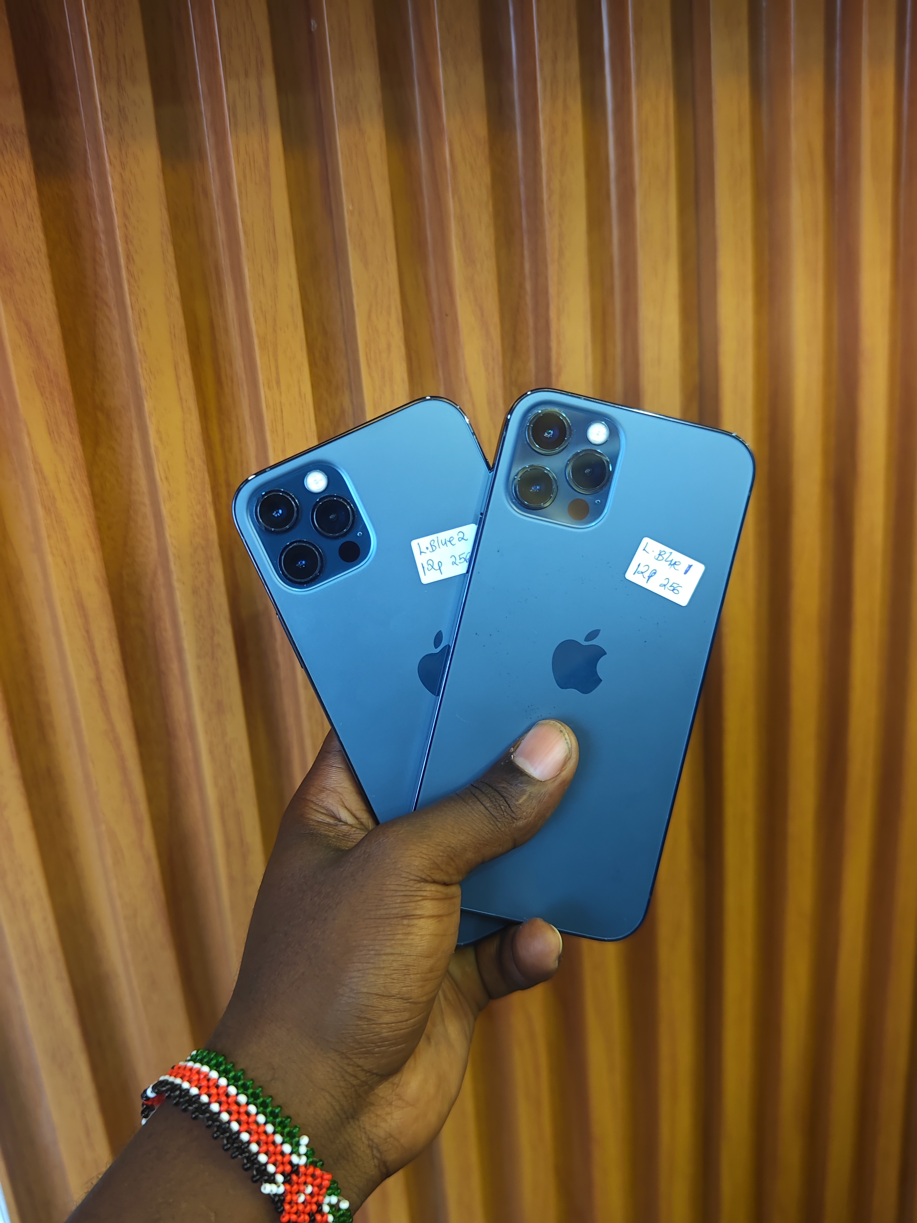 Super Clean Refurbished Apple iPhone 12PRO 256GB 12MP Rear camera Li-Ion 3110 mAh, 🔋92%+, Smart Phones Face ID Sparking Pacific Blue color