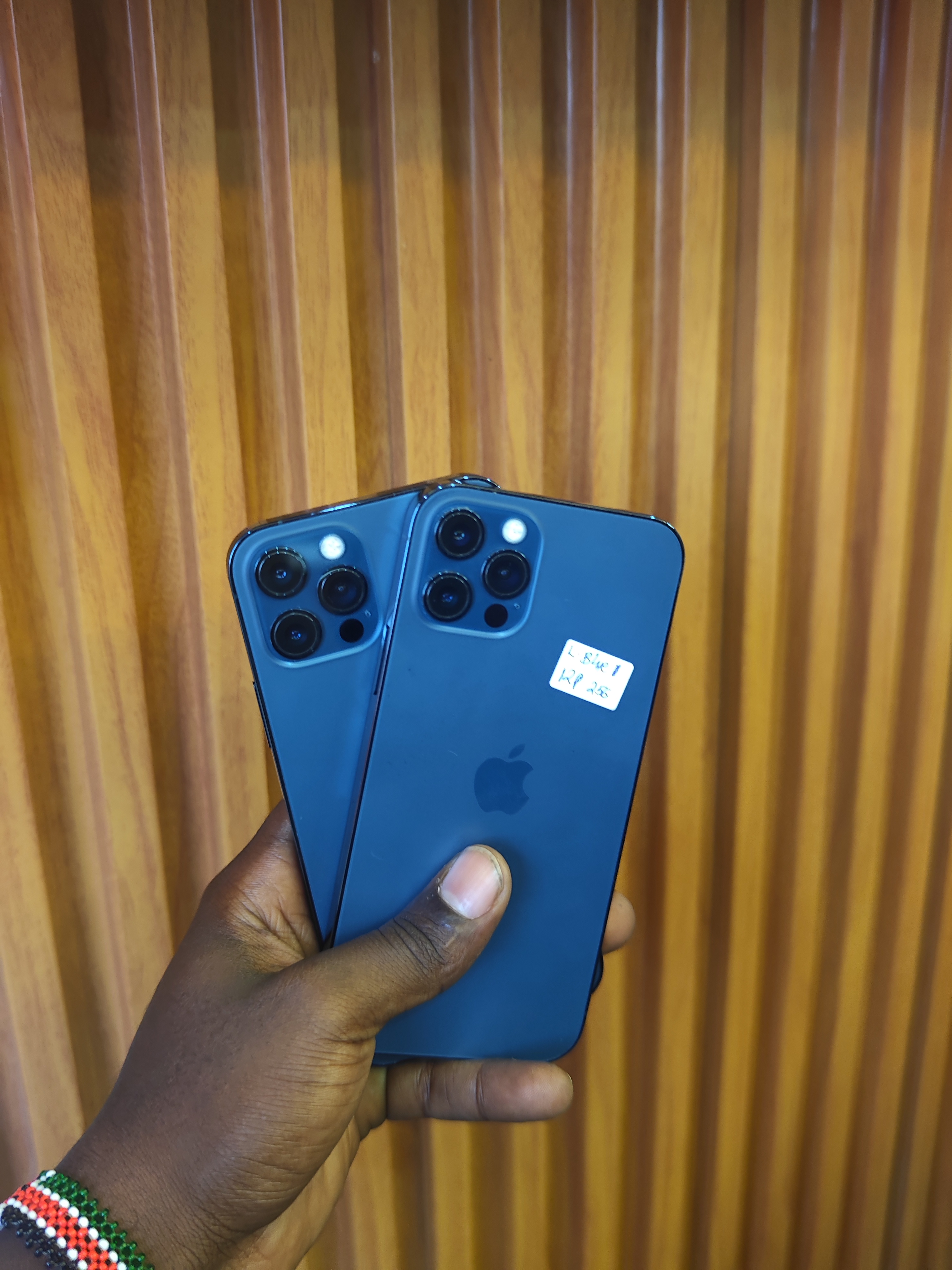 Super Clean Refurbished Apple iPhone 12PRO 256GB 12MP Rear camera Li-Ion 3110 mAh, 🔋92%+, Smart Phones Face ID Sparking Pacific Blue color