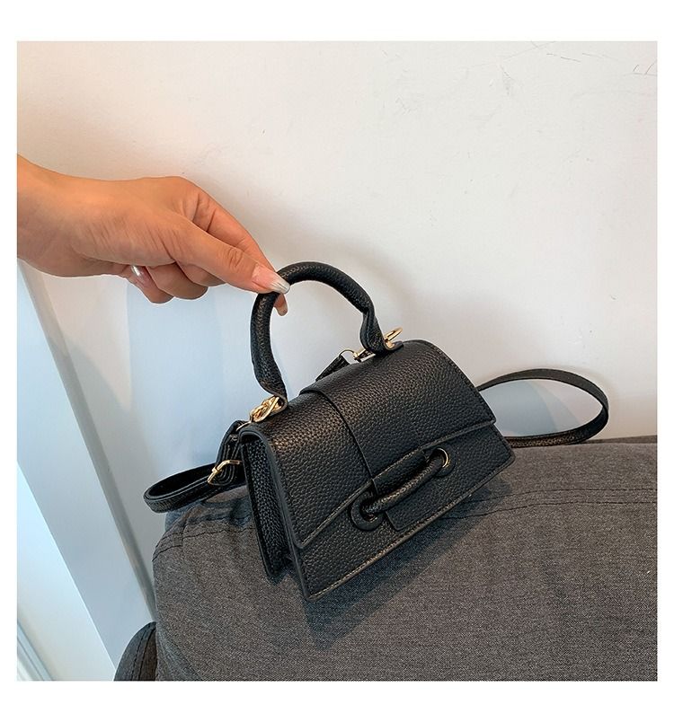 Africa's new women's bag 2024 new fashion everything trend crossbody bag niche popular shoulder bag casual mini bag