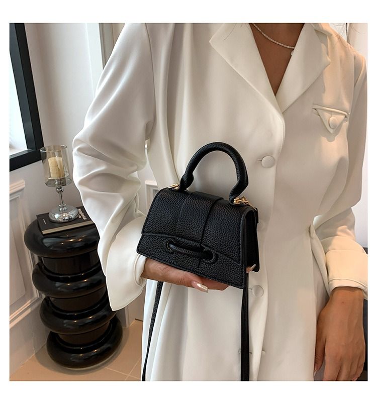 Africa's new women's bag 2024 new fashion everything trend crossbody bag niche popular shoulder bag casual mini bag