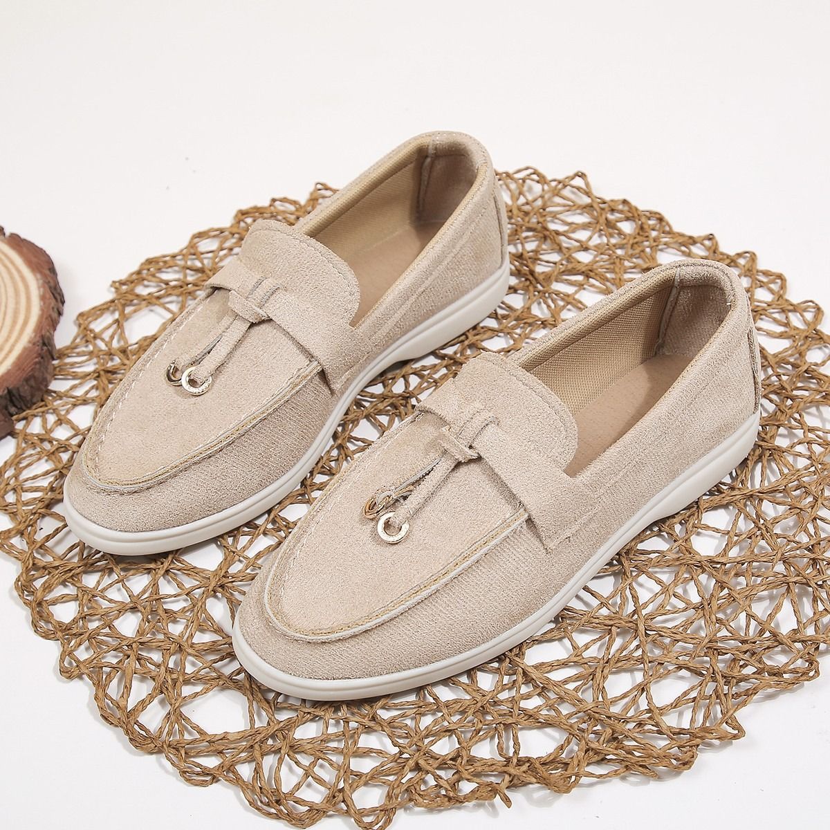 Africa new women Amazon foreign trade explosion 2023 autumn new fashion single shoes all flat comfortable loafers casual shoes women