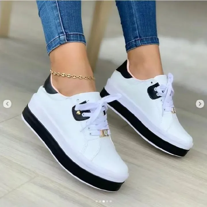 Africa new large size foreign trade 2024 summer round head four seasons new muffin bottom black and white double lacing casual sports women's single shoes