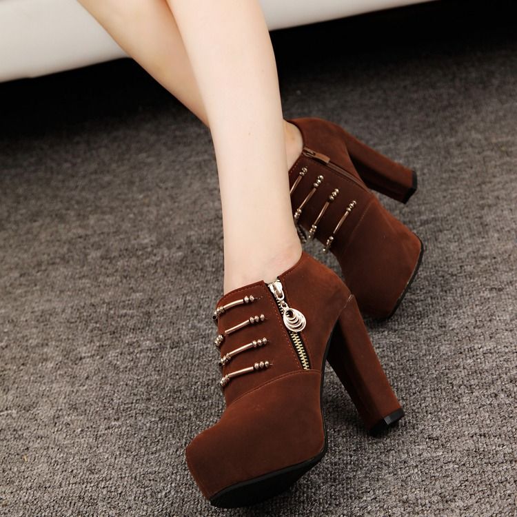 2024 Africa's new European and American chunky ankle boots women's quick sale full high heel waterproof platform single boot side zipper Martin boots wholesale