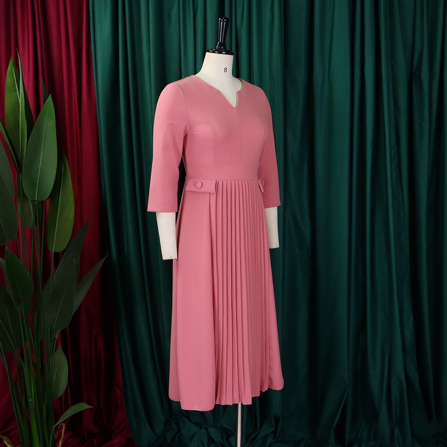 2025 Africa Europe America D529 Women's Autumn New Fashion Temperament Elegant Solid Color Pleated Plus-size Dress Solid Color Pattern Creasing Process Temperament Elegant Style