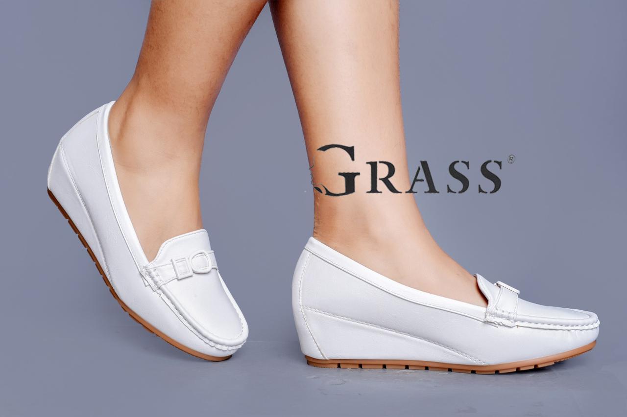 Women's High-Quality Leather Orthopedic Wedge Loafers – Lightweight, Supportive, and Stylish Slip-On Shoes for All-Day Comfort and occasions