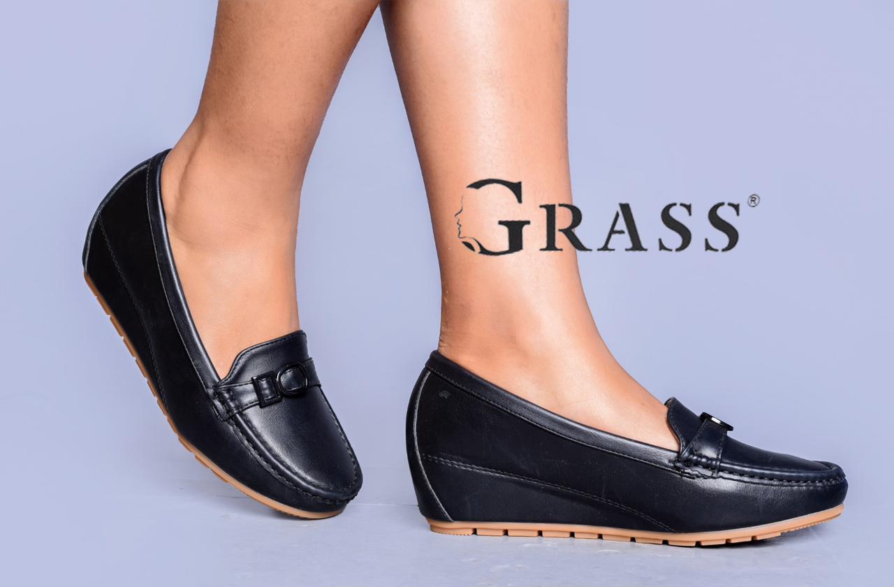 Women's High-Quality Leather Orthopedic Wedge Loafers – Lightweight, Supportive, and Stylish Slip-On Shoes for All-Day Comfort and occasions