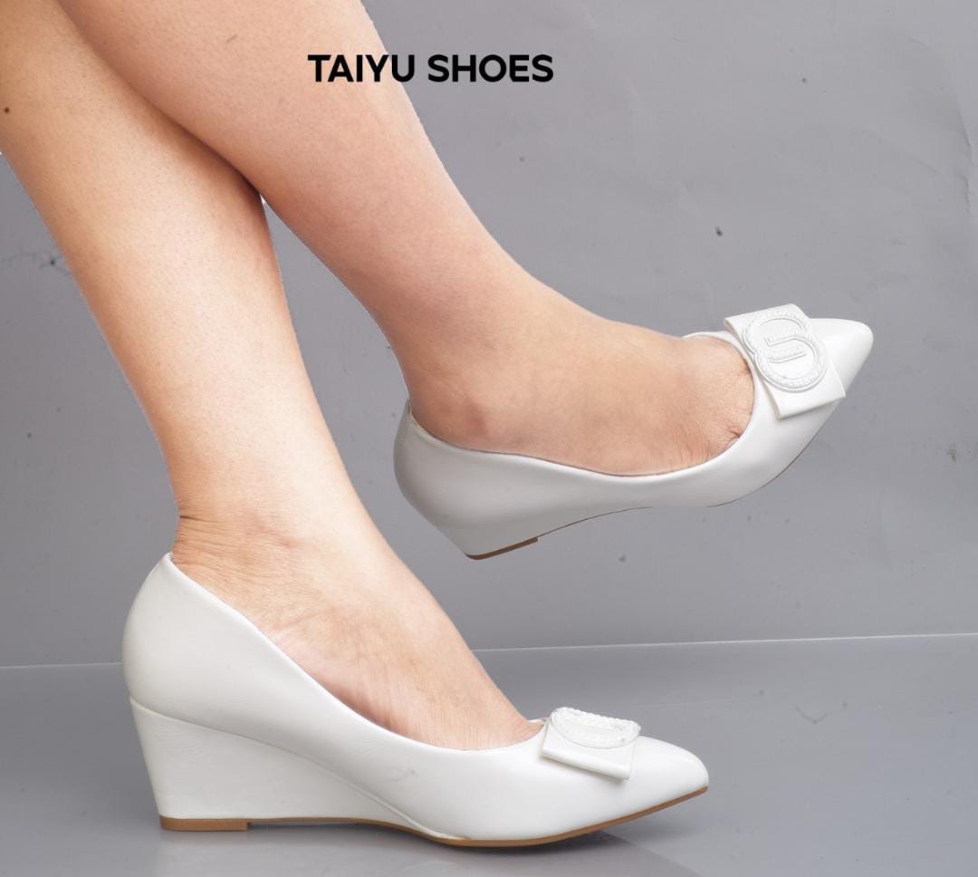 Premium Taiyu Leather Women's Wedge Heel Shoes – 2-Inch Comfortable Wedge, Normal Fit, Elegant and Durable Design for All-Day Wear