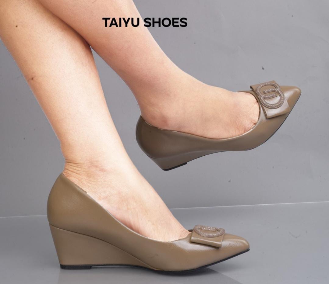 Premium Taiyu Leather Women's Wedge Heel Shoes – 2-Inch Comfortable Wedge, Normal Fit, Elegant and Durable Design for All-Day Wear