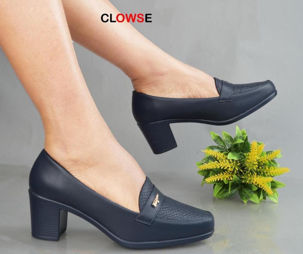 High quality orthopedic, lightweight,classy,anti noise heels,padded innersoles ladies / women shoes _normal fitting
