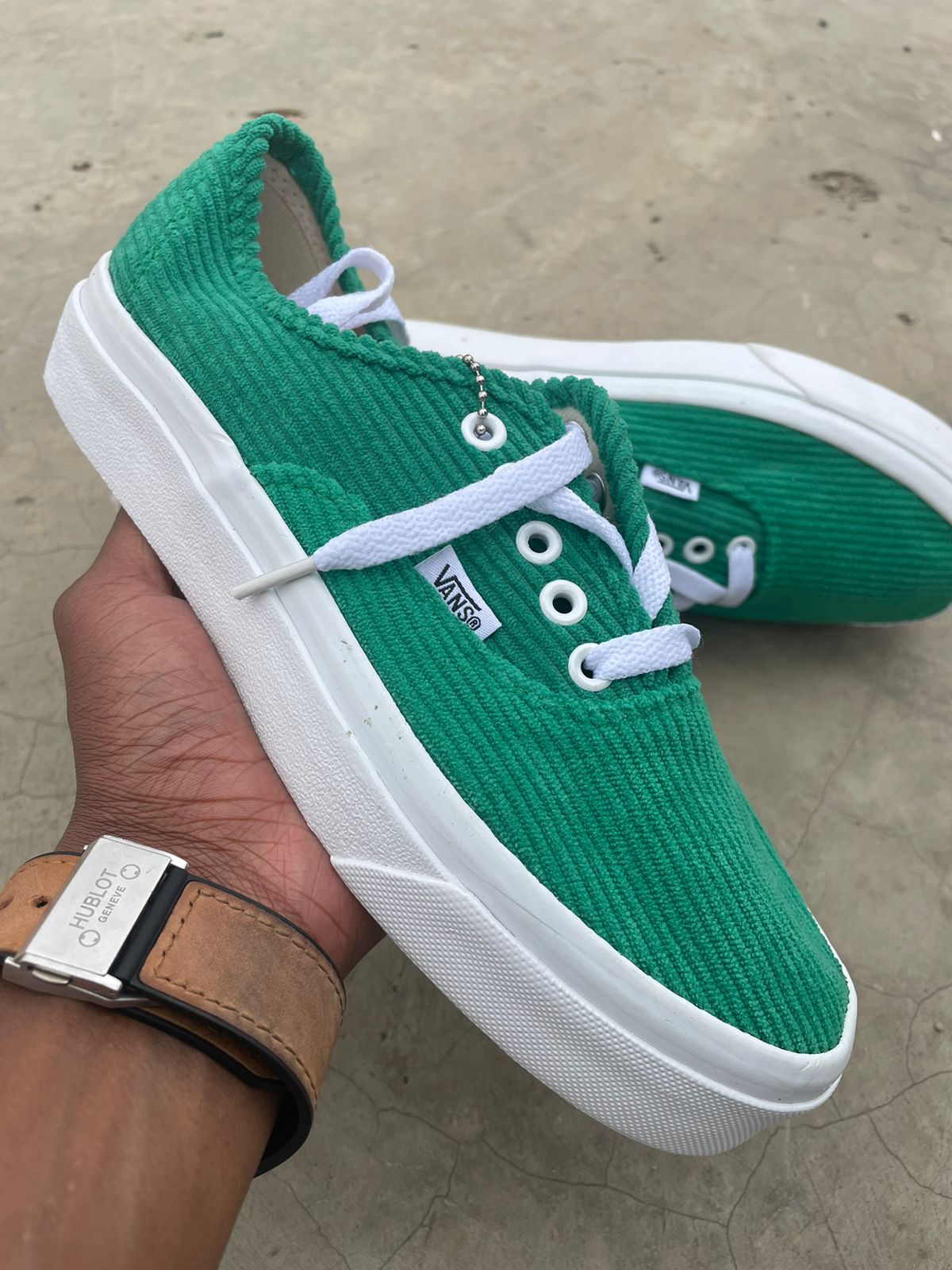 Unisex Corduroy Material Vans-Style Rubber Shoes with Double Sole – Trendy Casual Sneakers, Durable Non-Slip Sole, Comfortable Everyday Wear for Men & Women