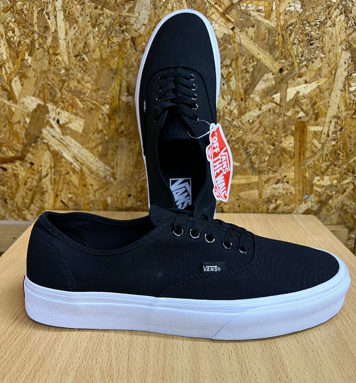 Unisex Classic Vans-Style Canvas Sneakers with Durable Rubber Sole, Double Layer Base, Comfortable Everyday Casual Shoes for Men & Women