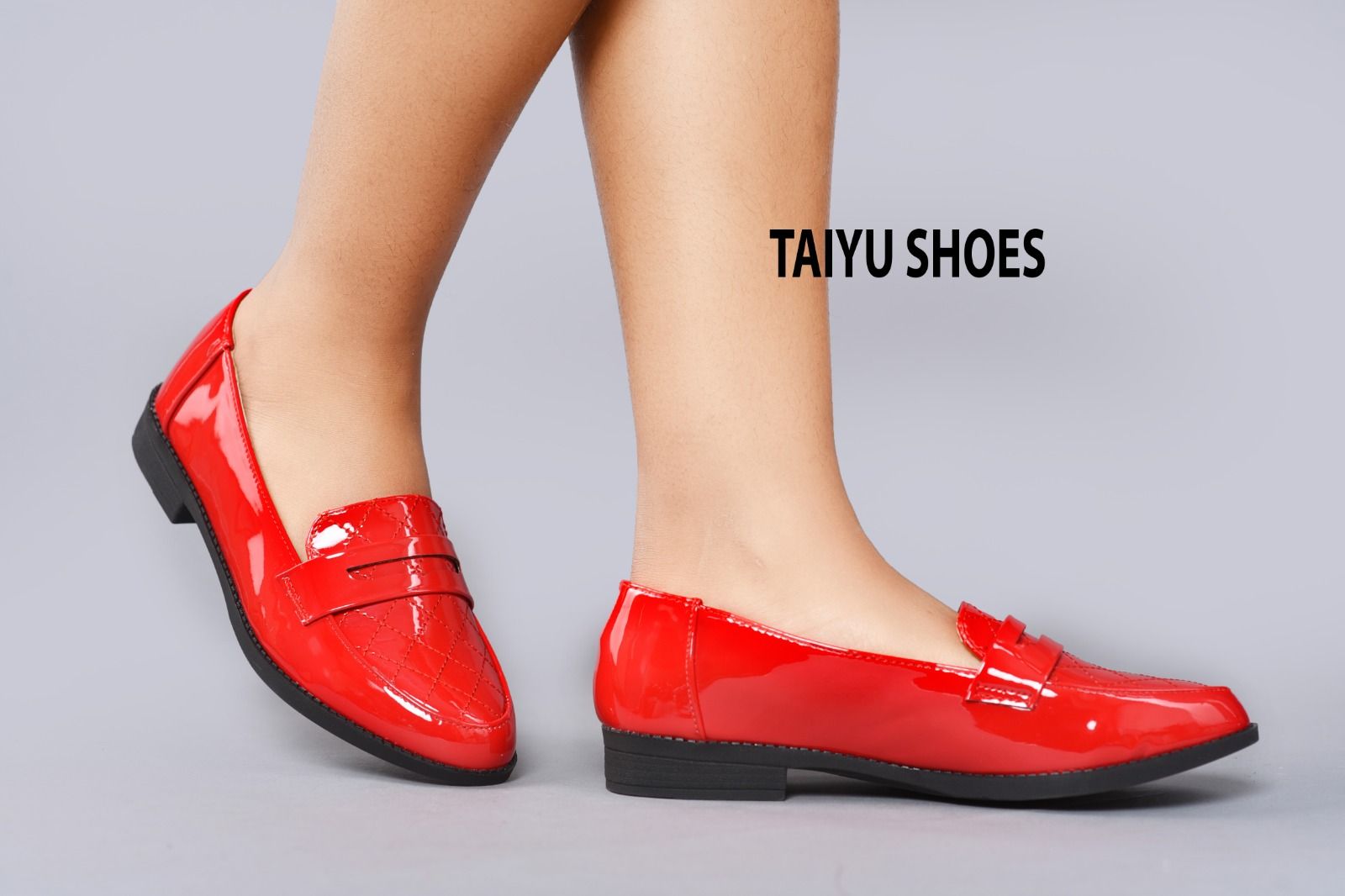 TAIYU SHOES Ladies Classic oxford. Women's Official Patent Leather Shoes. Smart Casual Slip-On Flat Shoes for Work, Office, or School. Comfortable & Stylish Formal Footwear for All Day Wear.