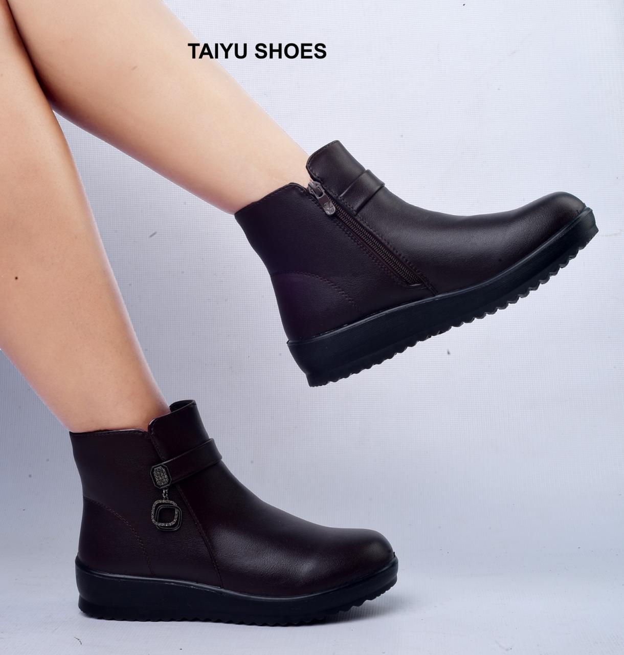 Women’s Black Ankle Booties – Elegant Leather-Look Low Heel Boots with Side Zip Closure, Round Toe Comfortable Casual & Formal Fashion Shoes