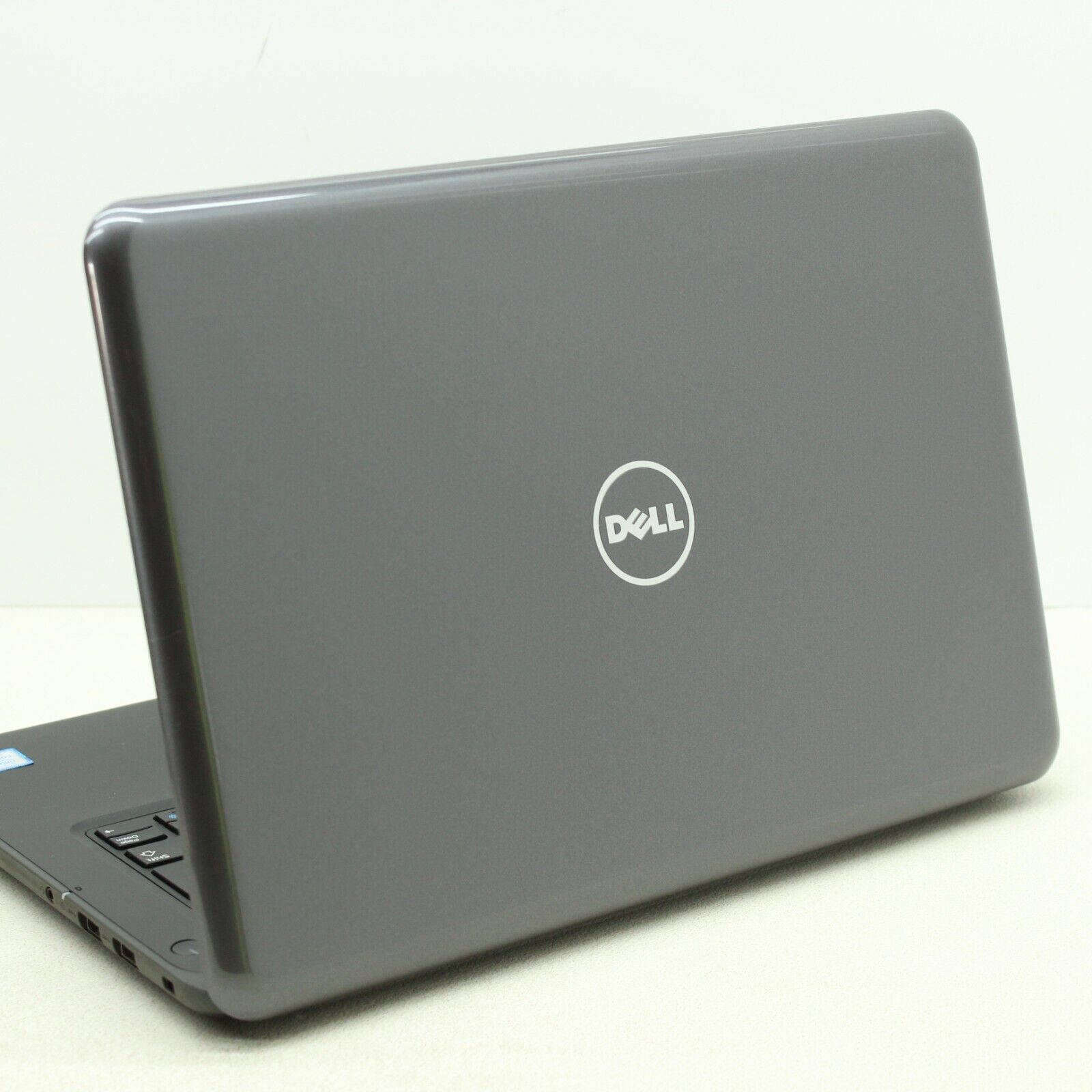 Refurbished Dell Latitude 3380 Intel  Core I3 6th Generation 4GB Ram 128GB ssd 14 Inch Touch Screen Size Ultra Slim Laptop With Windows 10 and Office 2016 English Keyboard