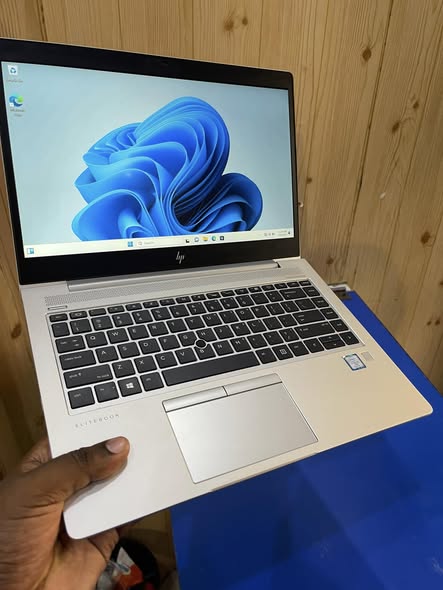 HP Elitebook 840 G5 Core i5 7th Generation 8GB RAM 256GB SSD Silver in Color 14 Inch Screen Size With Backlit Keyboard Windows 11 and Microsoft Office Installed Refurbished Ultra Slim Laptop Computer
