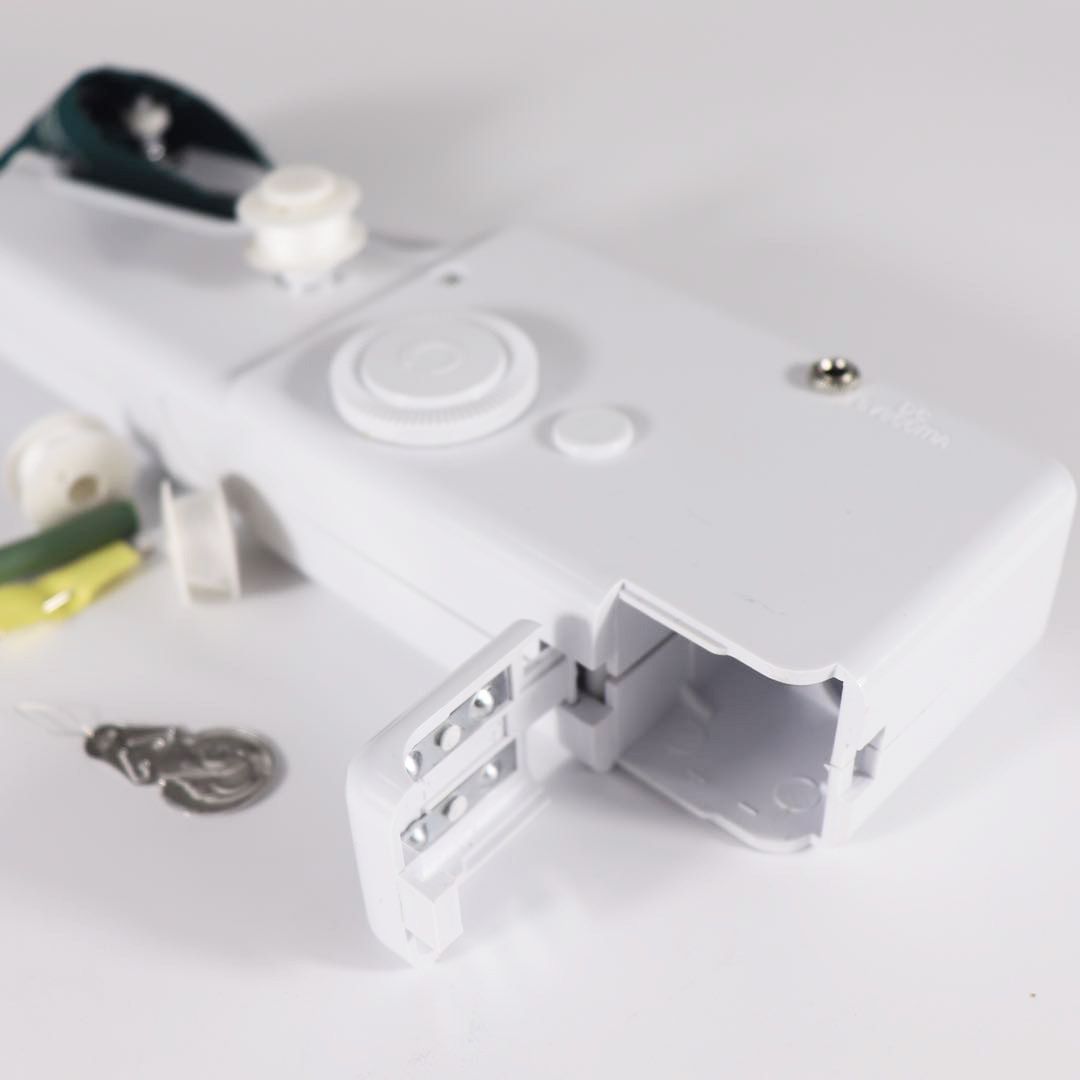 CS101B handheld portable sewing machine handystitch multifunctional household mini hand electric sewing machine