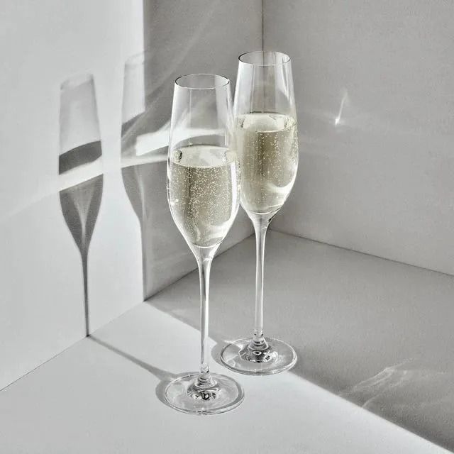 Classic Champagne Glasses Set of 6, 6oz Glass Champagne Flutes, Stemmed Champagne Flutes, Sparkling Wine Glass for Party, Wedding and Home - Clear