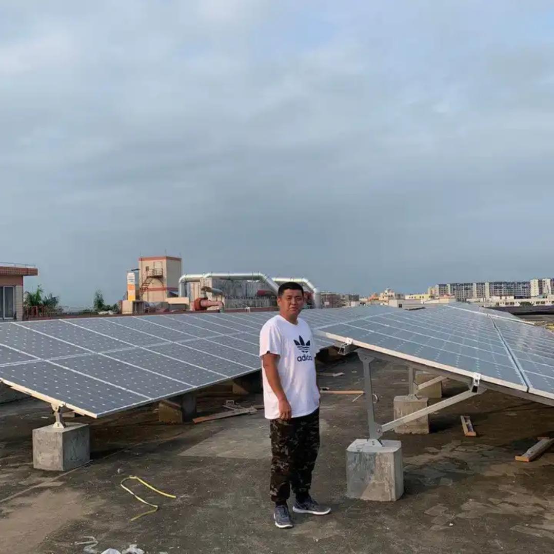 Max Solar 400W solar panel Monocrystalline All Weather solar panel +Free 50W solar Floodlight