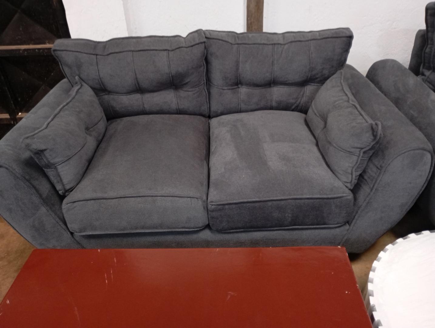 Butterfly spring cushioned 5seater