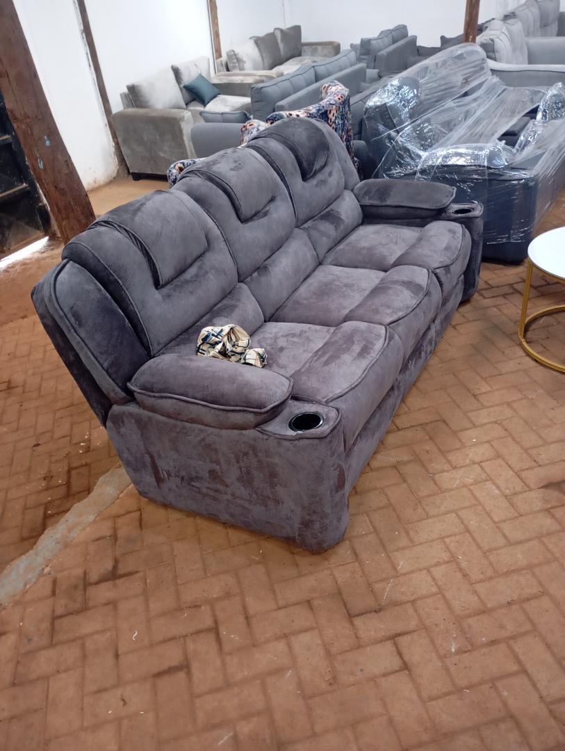 5 Seater Semi Recliner sofa