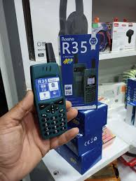 Raeno R35 Screen display 1.77'', camera, Torch,wireless FM,Blue tooth,long standby battery,12 months warranty,Two-2 sim Small size kabambe/katululu/mulika mwizi/featured phone