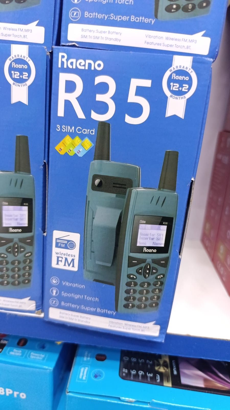 Raeno R35 Screen display 1.77'', camera, Torch,wireless FM,Blue tooth,long standby battery,12 months warranty,Two-2 sim Small size kabambe/katululu/mulika mwizi/featured phone