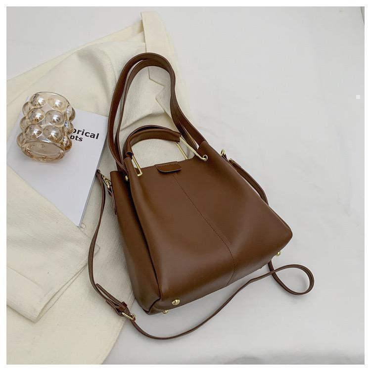 Elegant Women’s Leather Handbag – 2-in-1 Shoulder & Tote Bag – Available in 4 Colors