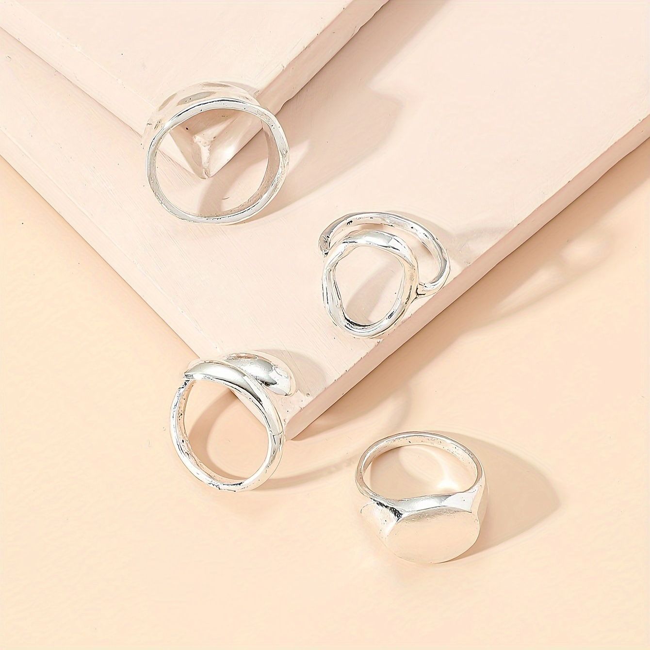 4Pcs/set Minimalist niche design cold and indifferent style ring for women, retro heavy-duty finger ring jewelry