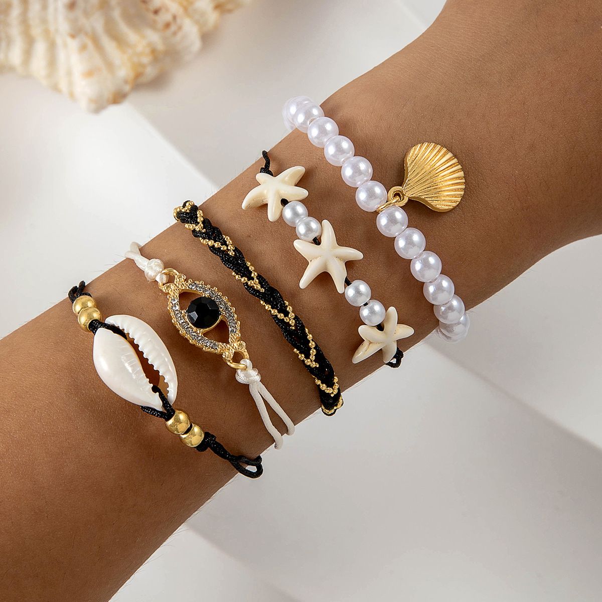 5Pcs/set Beach-style Shell Demon's Eye Pavement Layered Wear Bracelet Set, Summer Faux Pearl Bracelet